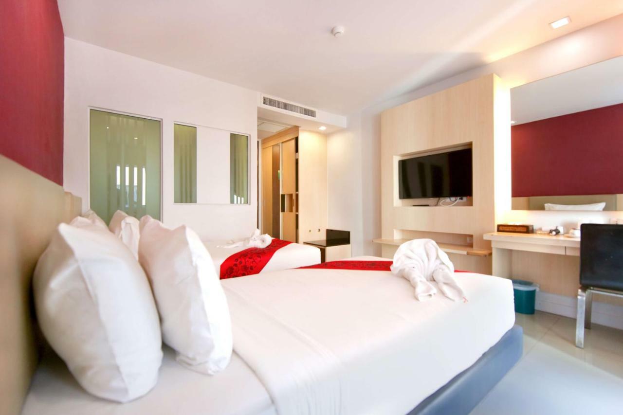 Andatel Grande Patong Phuket Esterno foto