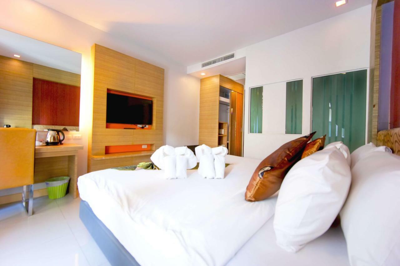 Andatel Grande Patong Phuket Esterno foto
